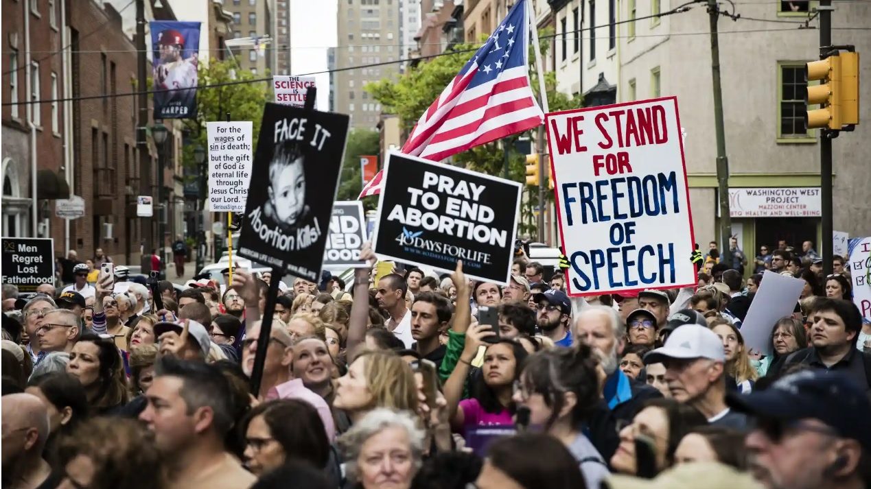 Az abortusz nem alkotmányos jog!